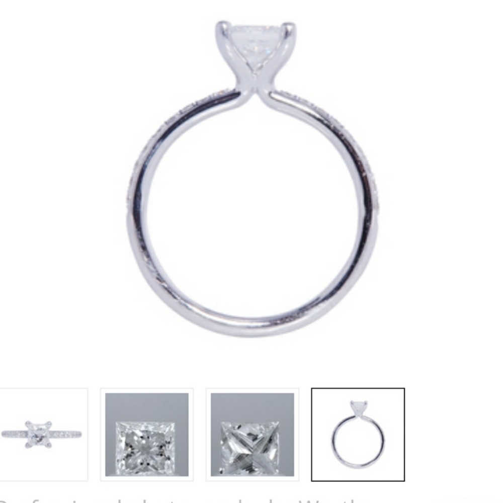 GIA 0.72 Carot Diamond Ring - Picture 4 of 15